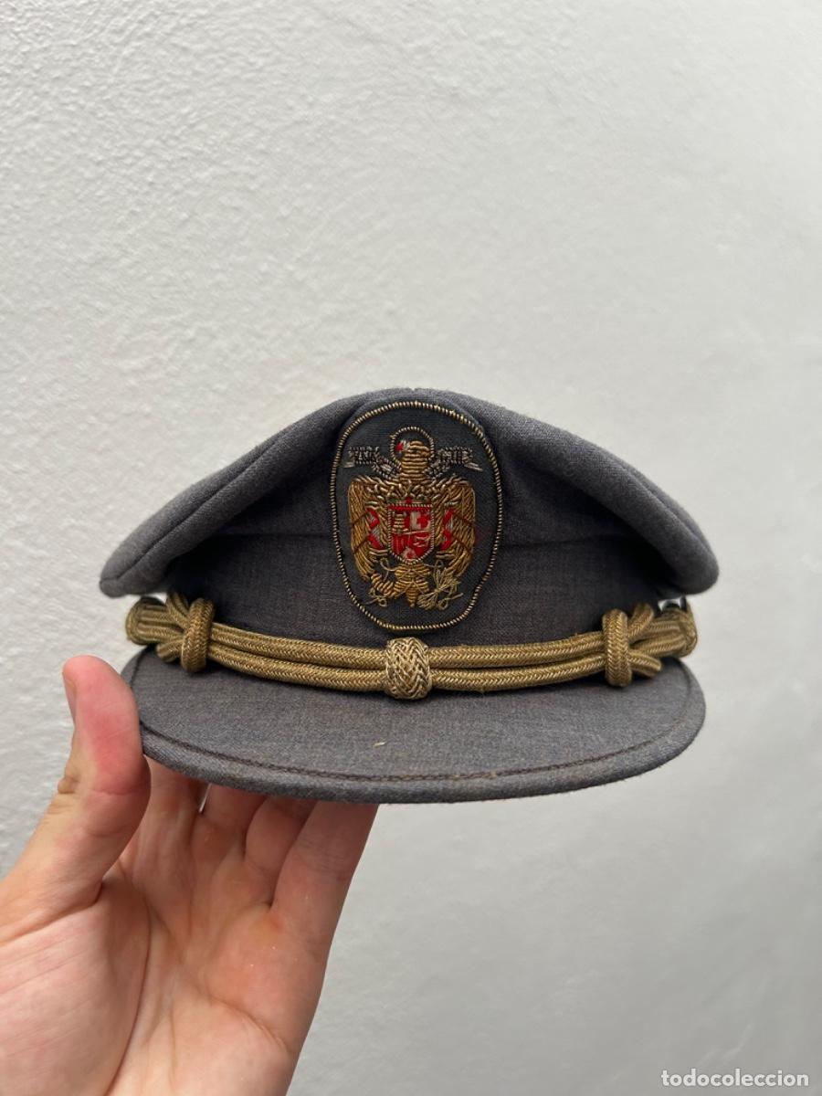Militaria: Gorra jerarca falange antigua