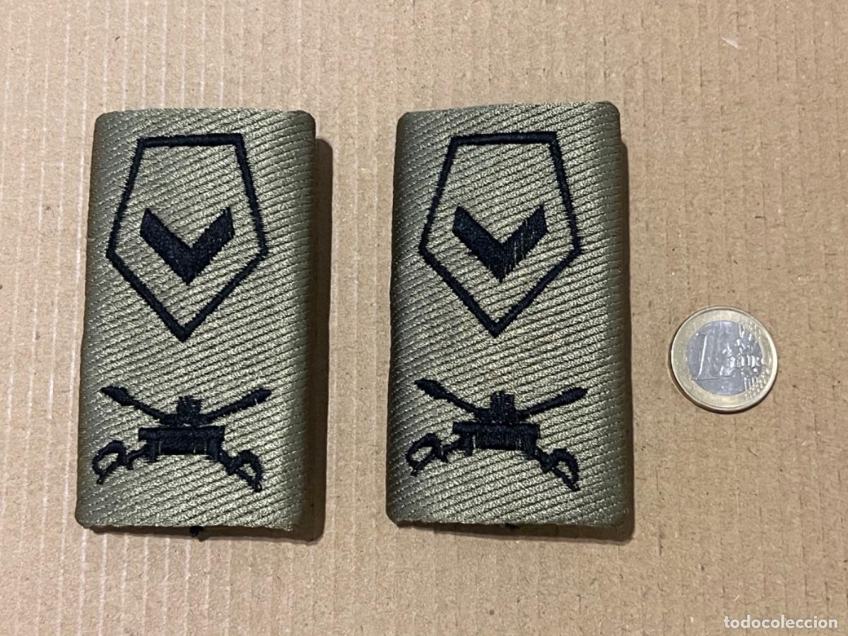 Militaria: Pareja de hombreras militares EJ&Eacute;RCITO COLOMBIA