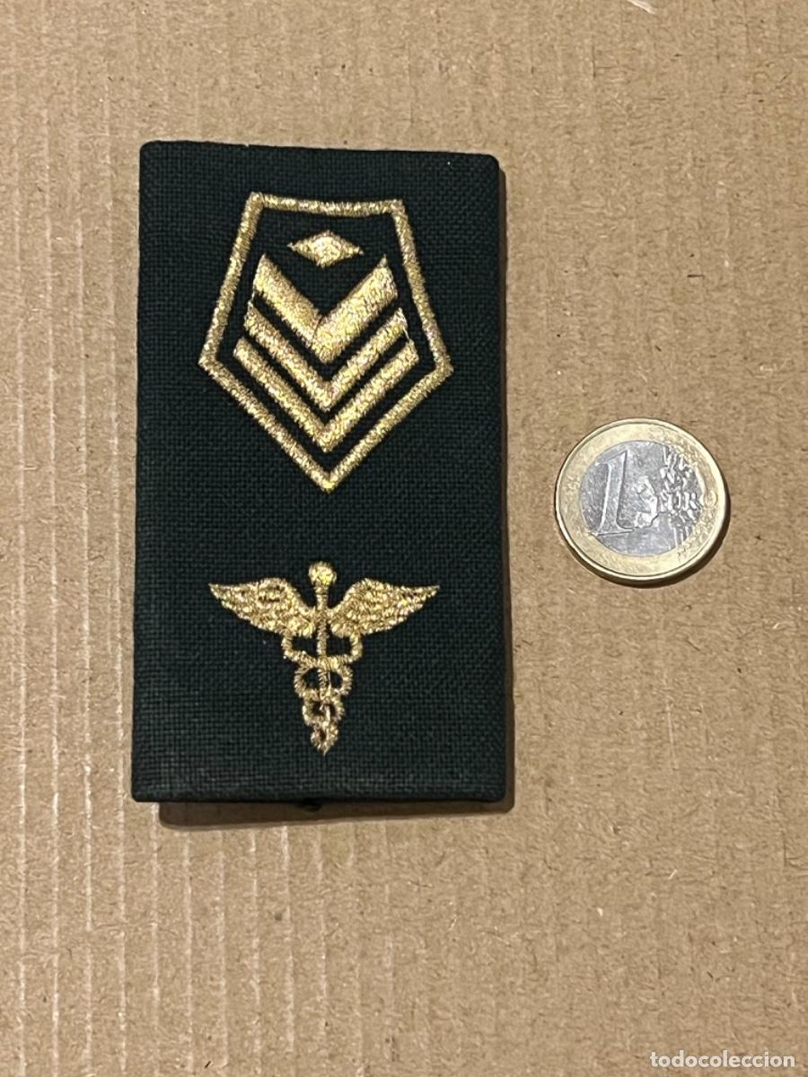 Militaria: Hombrera militar EJ&Eacute;RCITO COLOMBIA