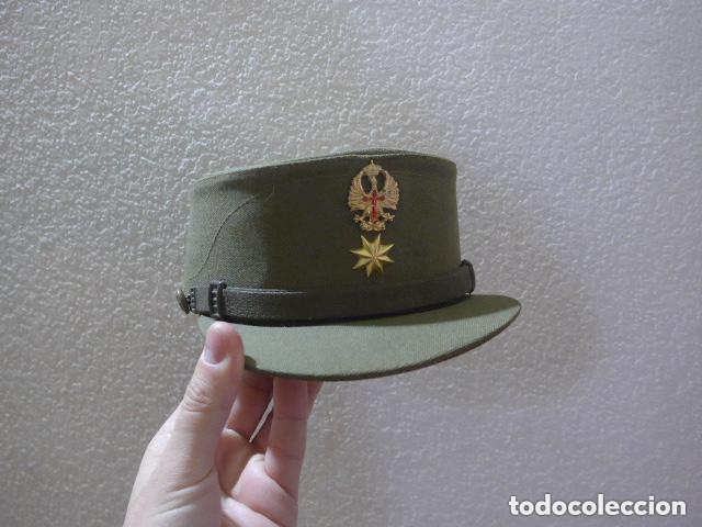 Militaria: Antigua gorra de comandante de cuartel o monta&ntilde;a, original, epoca Juan carlos I.