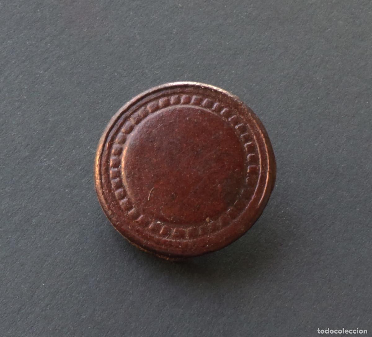 Militaria: BOT&Oacute;N CHAQUETA, SAHARIANA, GUERRA CIVIL. 2 CM DE DI&Aacute;METRO. APROX.
