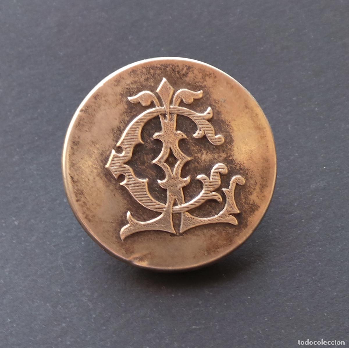 Militaria: BOT&Oacute;N ANTIGUO MONOGRAMA ENTRELAZADO DE LAS LETRAS CL O LC. 4 CM DE DI&Aacute;METRO. APROX