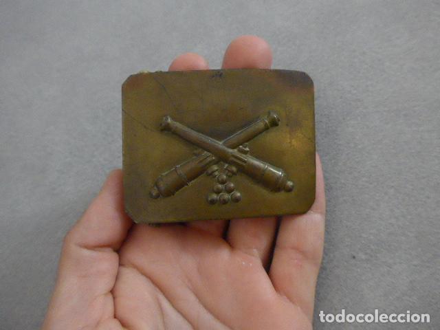 Militaria: Antigua hebilla de artilleria alfonsina republicanizada, original. Republica y Guerra civil
