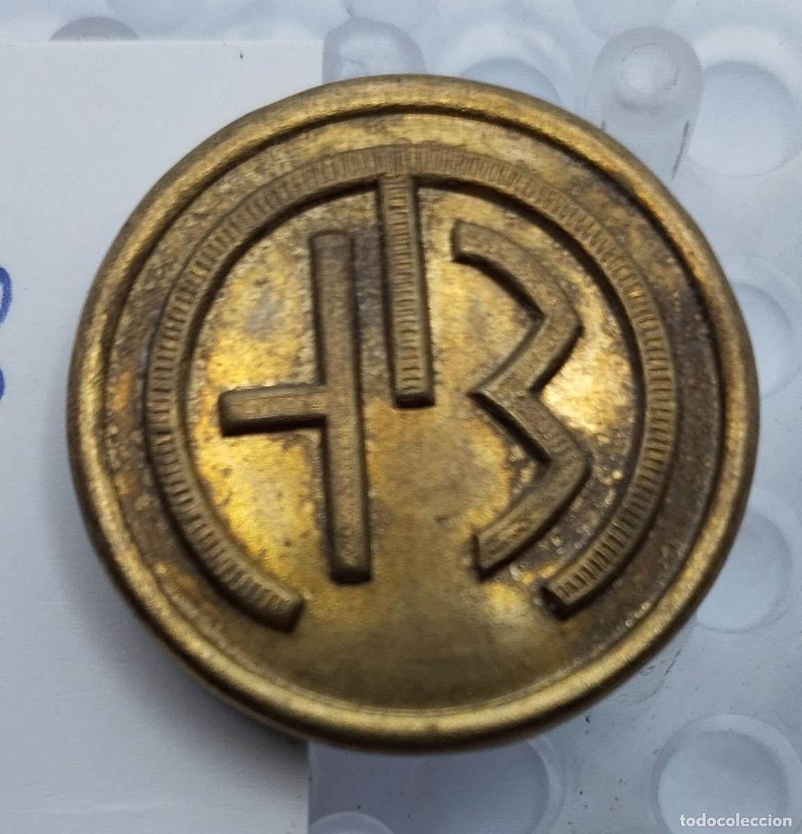 Militaria: boton desconocido M H B