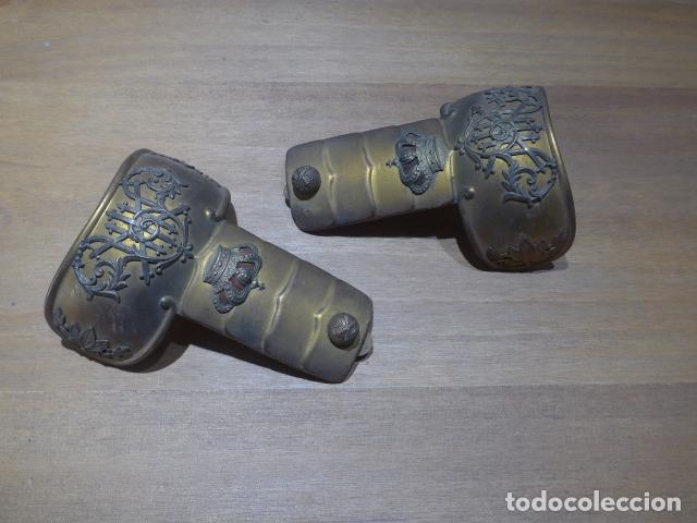 Militaria: Antiguas hombreras charreteras alfonsinas de artilleria, originales, epoca Alfonso XIII