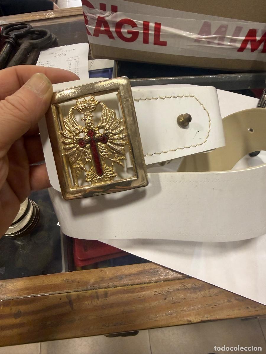 Militaria: Lote de cinturones y efectos de uniformes - Foto 6