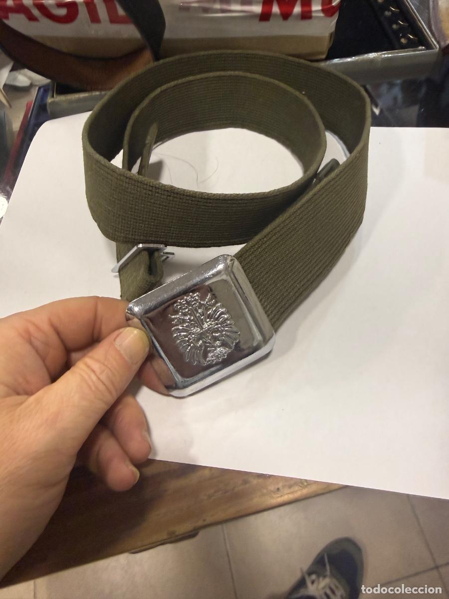 Militaria: Lote de cinturones y efectos de uniformes - Foto 11