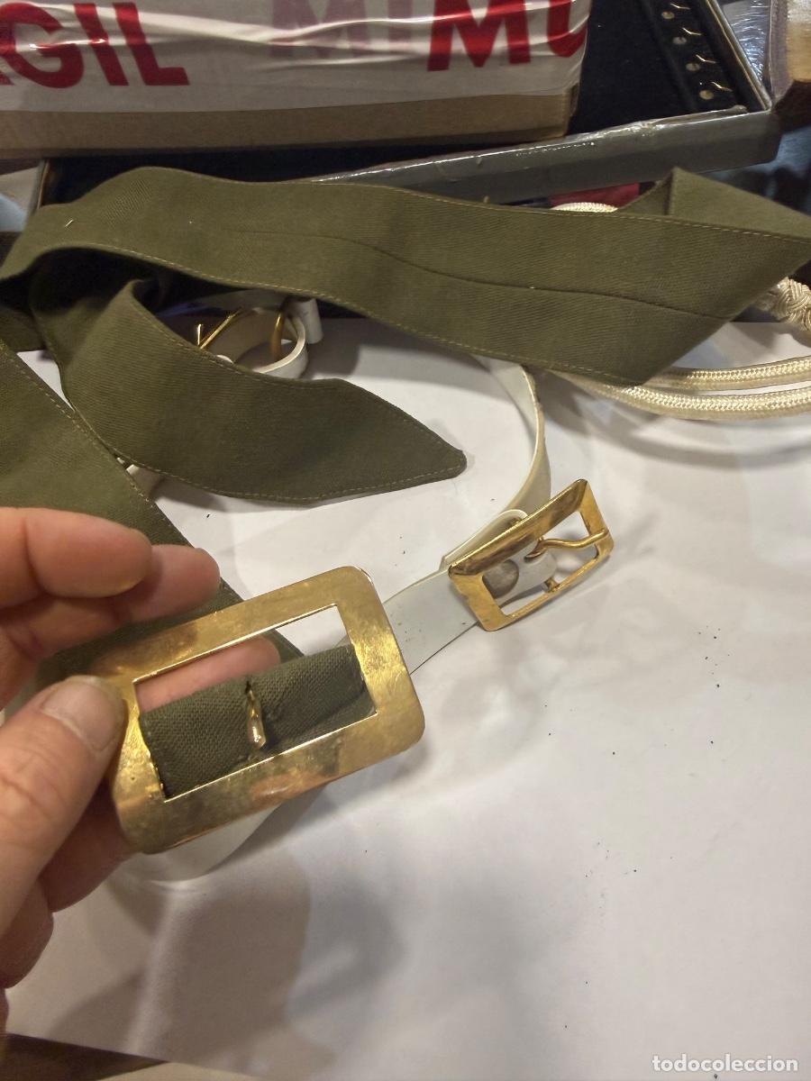 Militaria: Lote de cinturones y efectos de uniformes - Foto 19