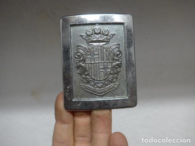 Militaria: Antigua hebilla original de la Guardia Urbana, Policia de Barcelona.
