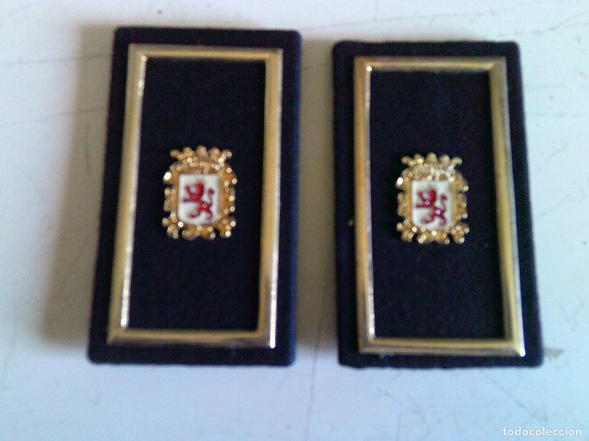 Militaria: Hombreras Policia Local de Le&oacute;n de Gala