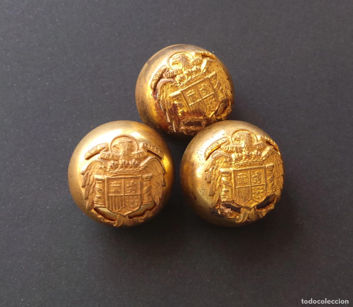 Militaria: LOTE DE BOTONES, &Aacute;GUILA.- 2,5 CM DE DI&Aacute;METRO. APROX.