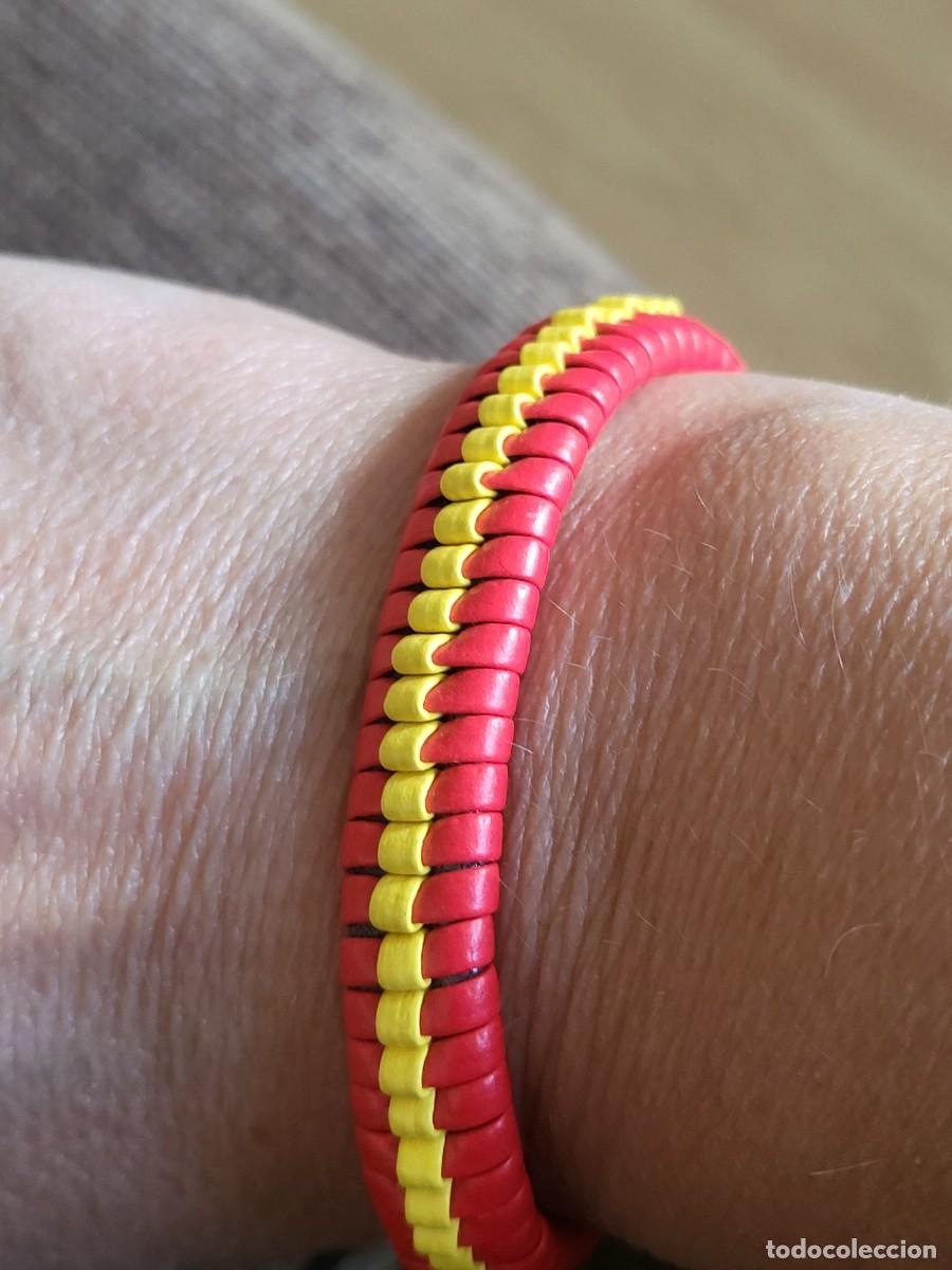 Militaria: Pulsera cuero espa&ntilde;a