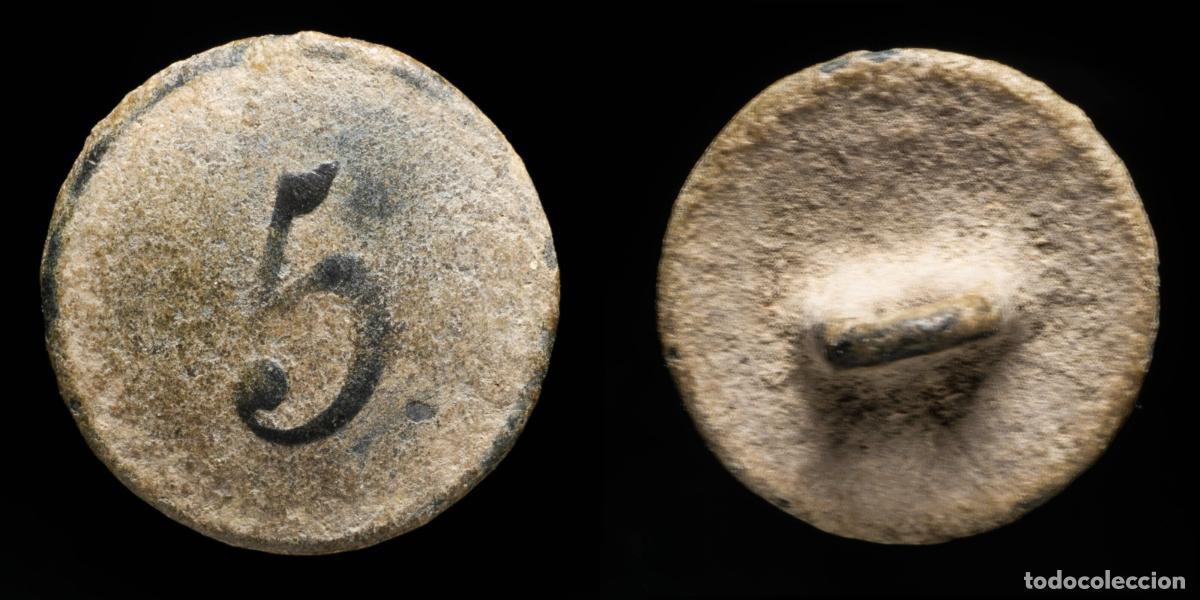 Militaria: Button Military Spanish, Regiment 5 - 15 mm.