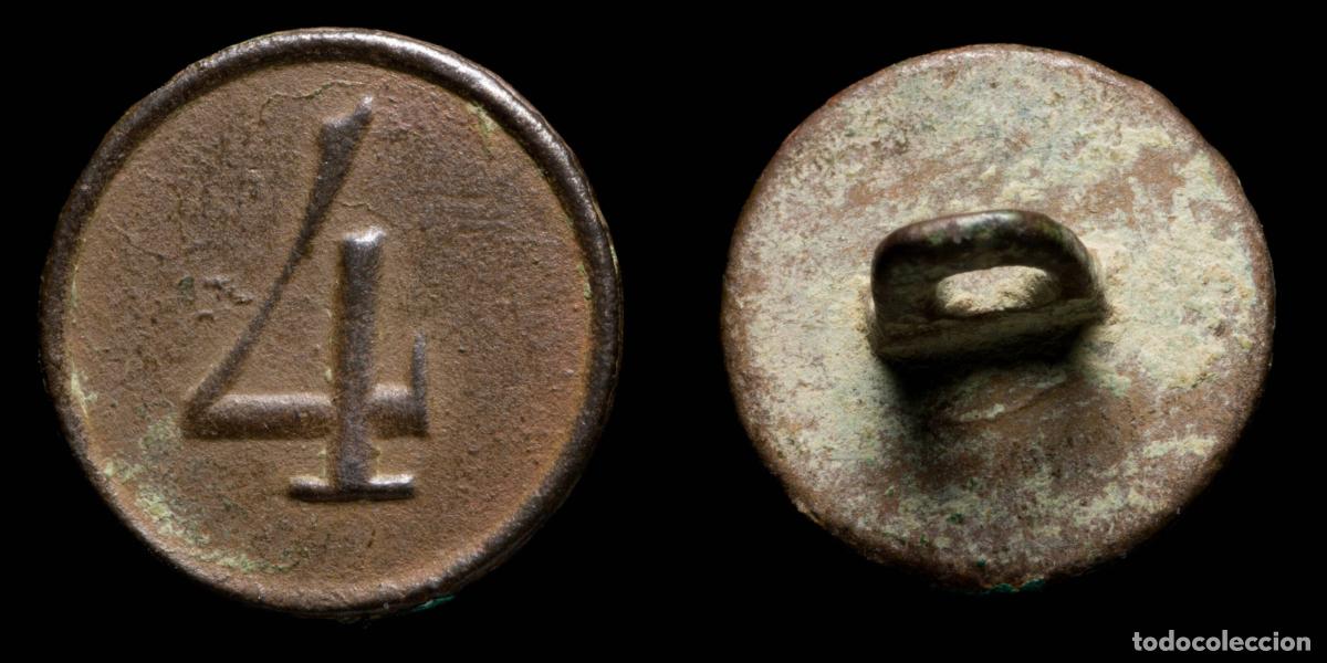 Militaria: Spanish Button Light Infantry Regiment 4 (1824-1841) - 15 mm.