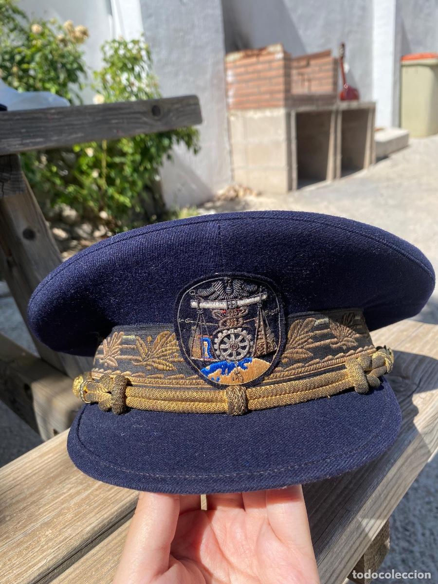 Militaria: Gorra plato gala uniforme cuerpo hacienda aduanas comercio inspector 1970