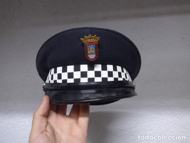 Militaria: Antigua gorra de plato de la policia local de Tudela. Original. Navarra.