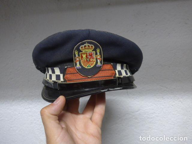 Militaria: Antigua gorra de plato de la policia local espa&ntilde;ola, original.