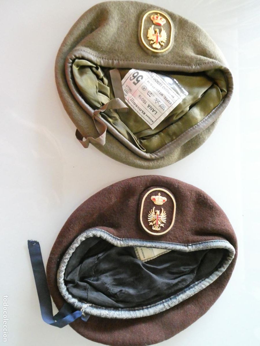 Militaria: 2 BOINAS MILITARES. EJ&Eacute;RCITO TIERRA TALLA 56 ELOSEGUI. MARR&Oacute;N 1991. GRANATE 1987. 200GR
