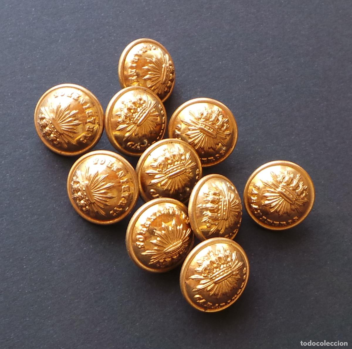 Militaria: LOTE DE BOTONES, CUERPO DE CARABINEROS, ALFONSO XIII. 1,4 CM DE DI&Aacute;METRO. APROX.
