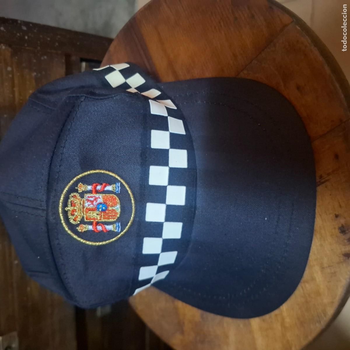 Militaria: Gorra de faena de policia local. A estrenar