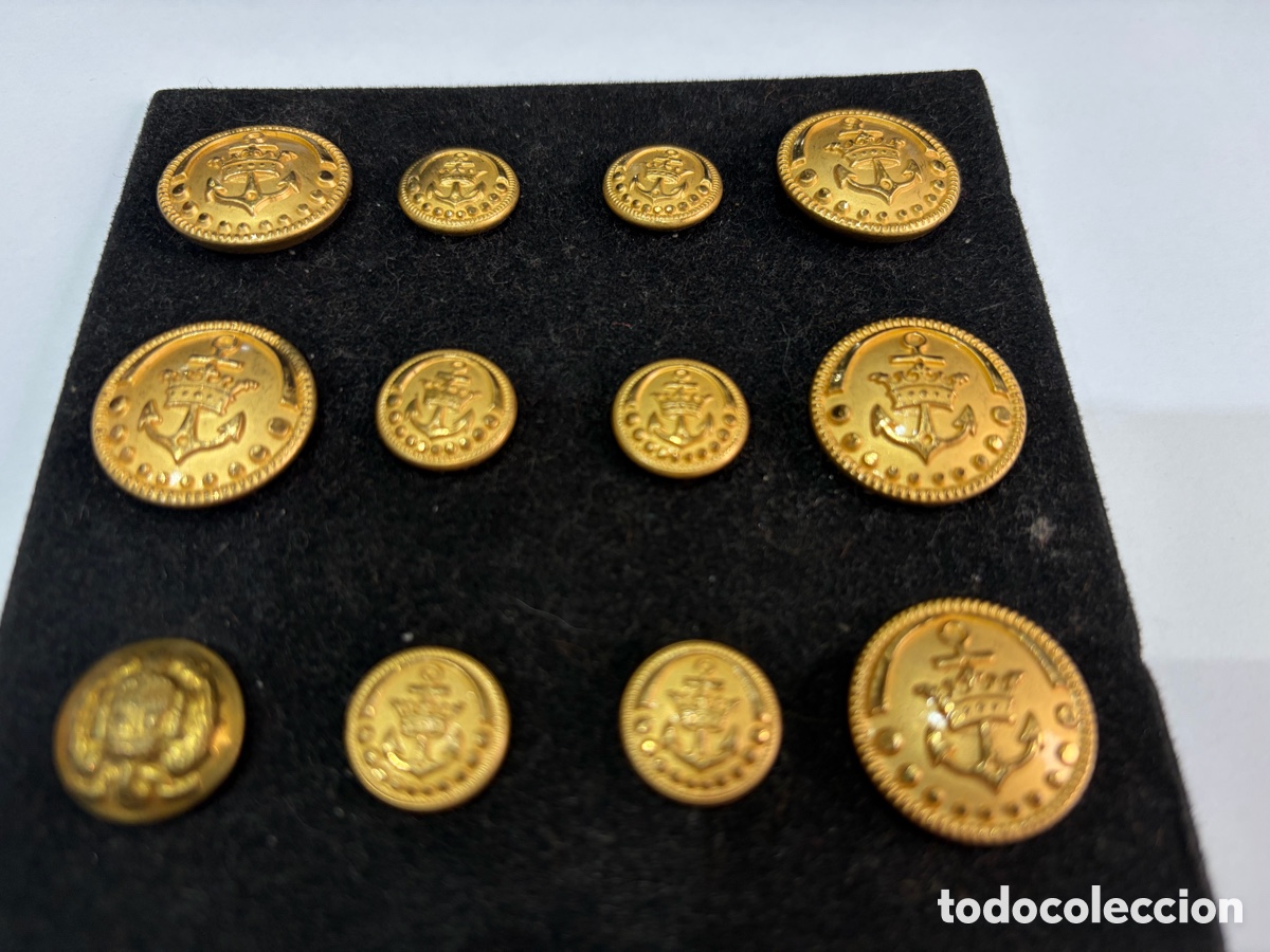 Militaria: Juego Botones de Marina - 5 Grande y 6 Peque&ntilde;os de 2,2 y 1,2 cm -