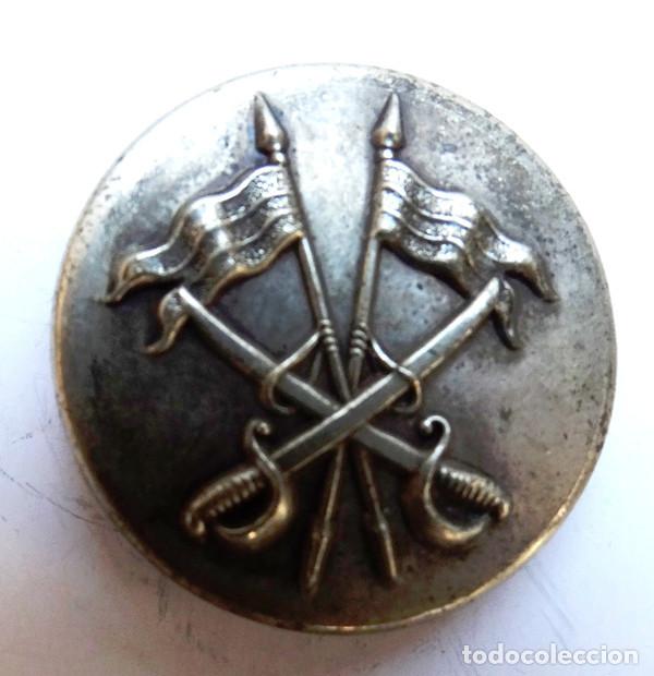 Militaria: 3 BOTONES DE &rdquo;REMONTA&rdquo;,CABALLER&Iacute;A 1892-1931