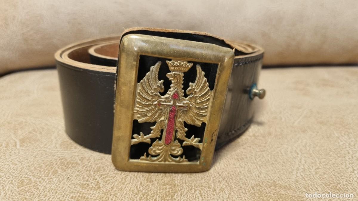 Militaria: Cintur&oacute;n de cuero Ej&eacute;rcito Espa&ntilde;ol &eacute;poca de Franco
