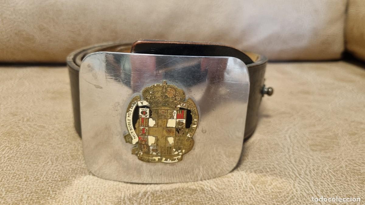 Militaria: Cintur&oacute;n de cuero de la Polic&iacute;a Municipal de Almer&iacute;a