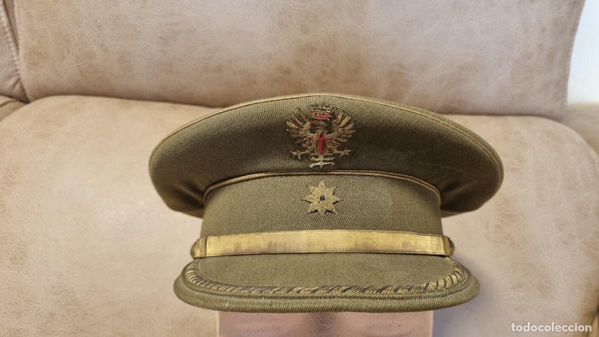 Militaria: Gorra de plato de comandante del Ej&eacute;rcito de Tierra, &eacute;poca Franco