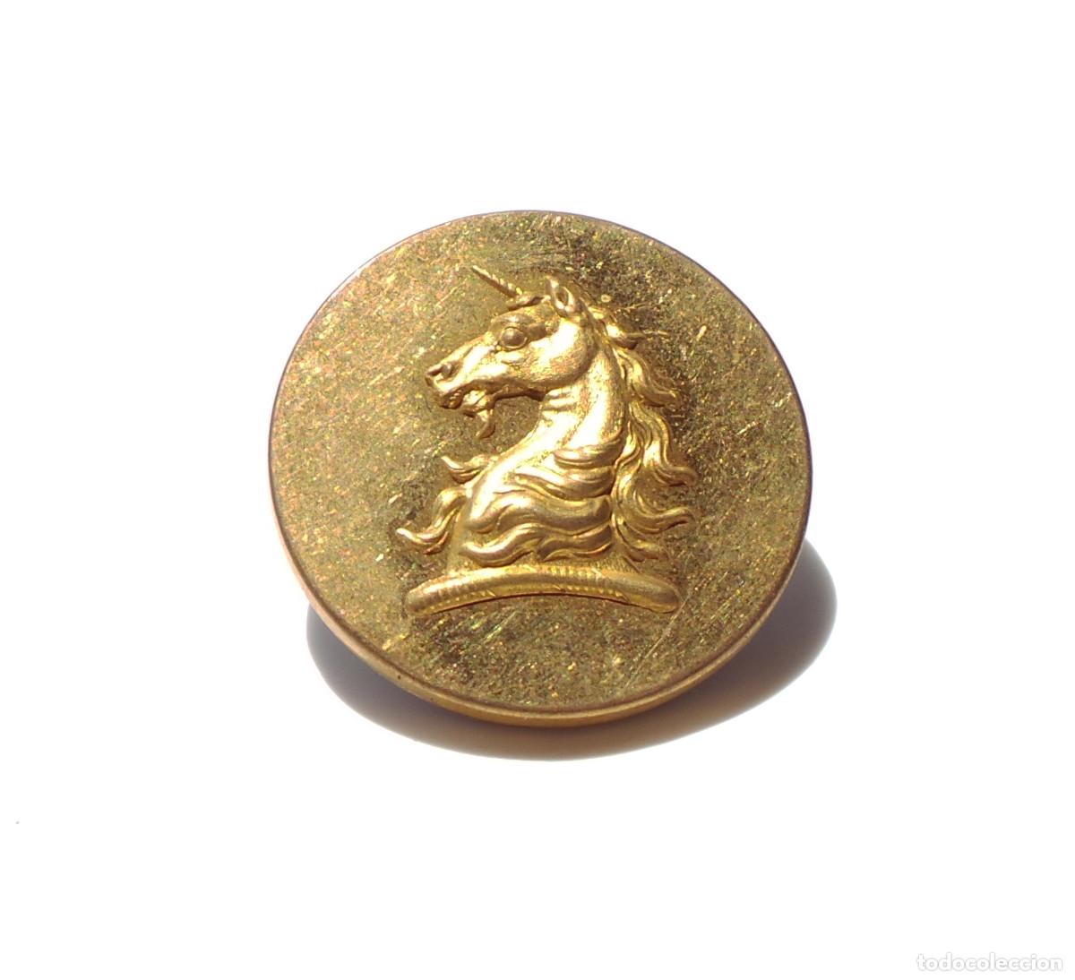 Militaria: BOT&Oacute;N NOBLEZA. CABEZA DE UNICORNIO. 3 CM DE DI&Aacute;METRO. APROX