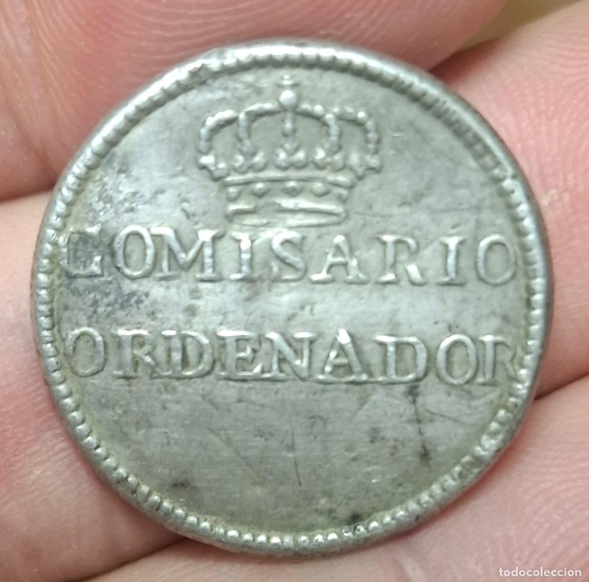 Militaria: Muy raro boton de las guerras carlistas.