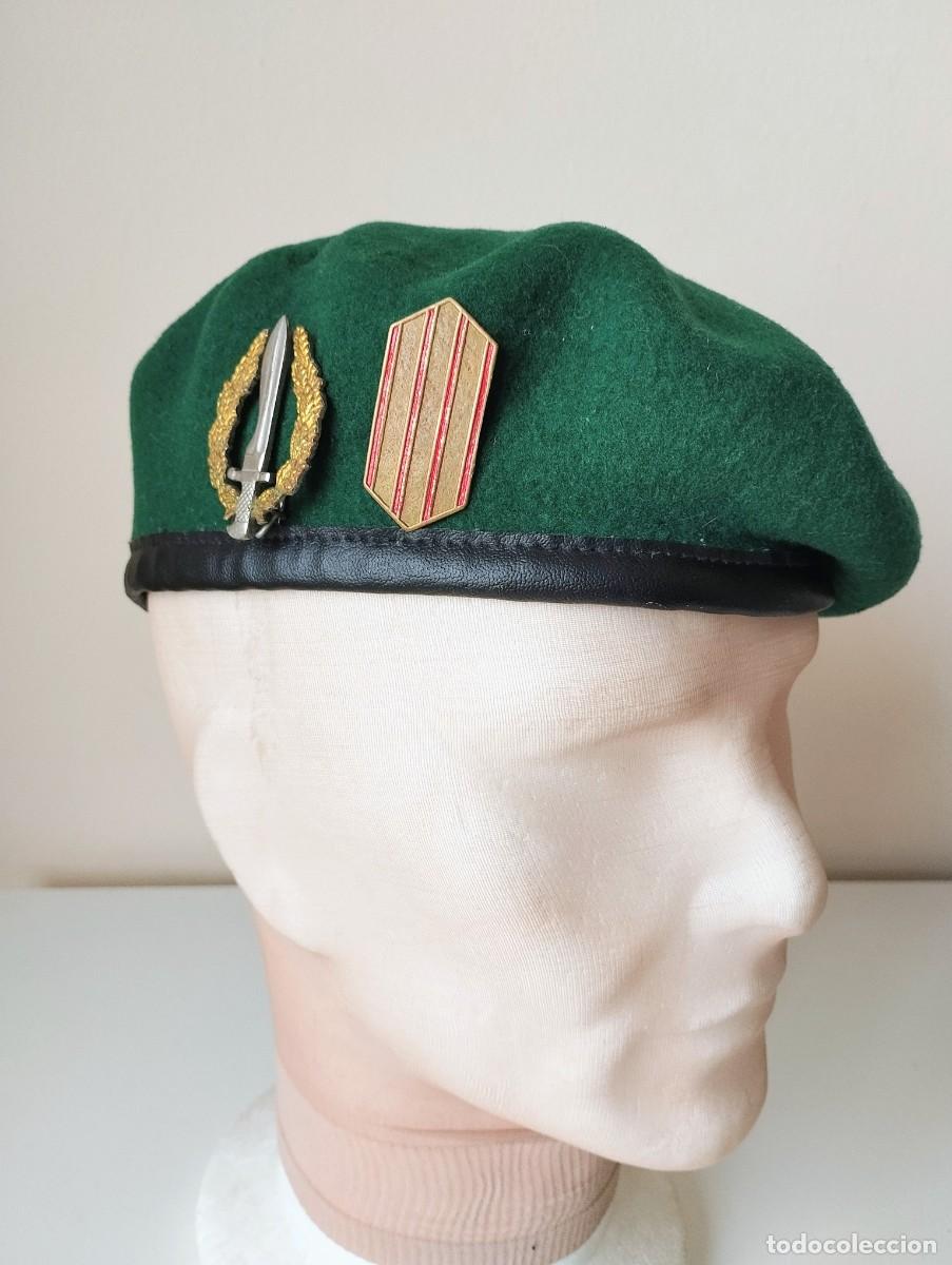 Militaria: Boina verde Coes a&ntilde;os 60. Elosegui, talla 57