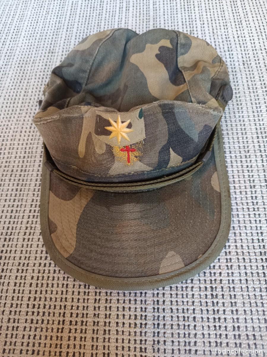 Militaria: Gorra de comandante del Ej&eacute;rcito de Tierra - Foto 1