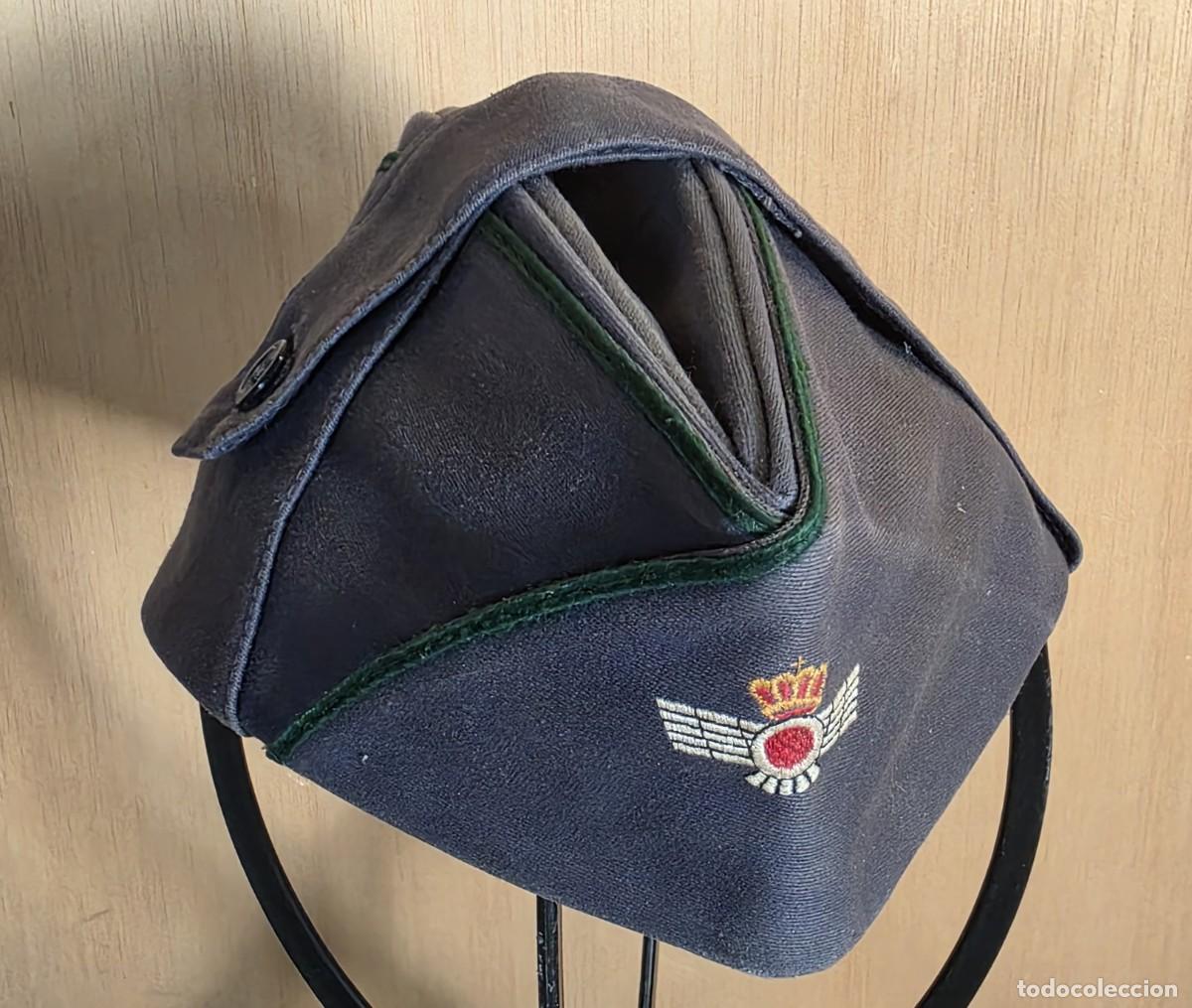 Militaria: Gorrillo / pl&aacute;tano de aviaci&oacute;n de faena, &eacute;poca de Juan Carlos, talla 56