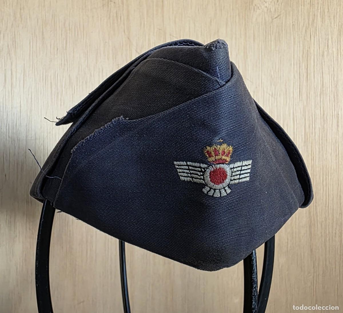 Militaria: Gorrillo / pl&aacute;tano de aviaci&oacute;n de faena, &eacute;poca de Juan Carlos, talla 57