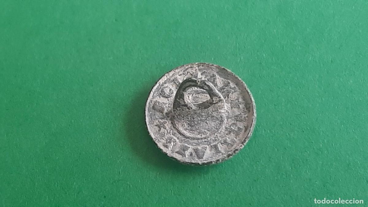Militaria: BOT&Oacute;N ROLL&Aacute;N SEVILLA A IDENTIFICAR - Foto 4
