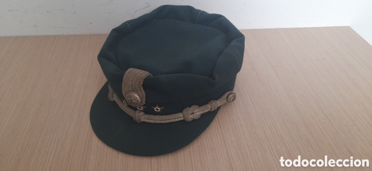Militaria: Teresiana de capitan de la cruz roja espa&ntilde;ola epoca franquista