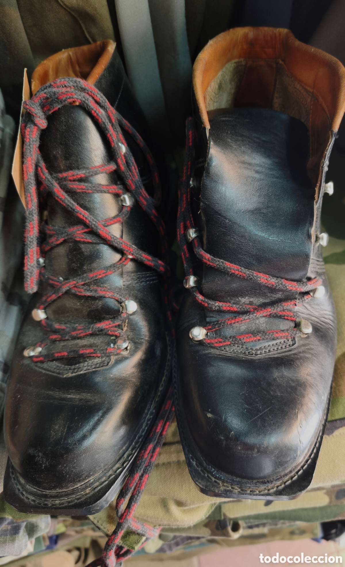 Militaria: BOTAS DE ESQUIAR RETRO A&Ntilde;OS 60 N&deg;40