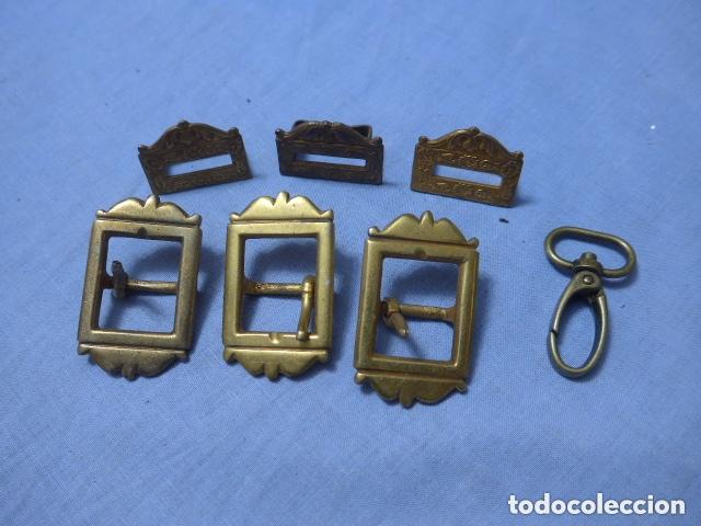 Militaria: Lote antiguo de hebillas de correaje de caballeria, originales.