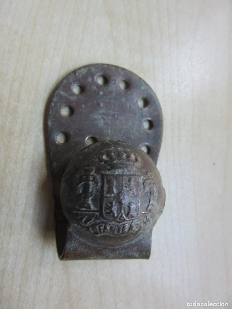 Military Antiques: Bot&oacute;n de enganche de Infanter&iacute;a Finales S XIX o principios XX Medidas 4,3 x 3 cms