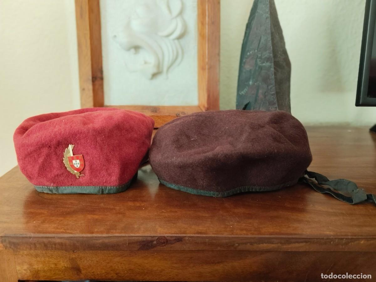 Militaria: Pareja de boinas gorras Ej&eacute;rcito de Portugal.
