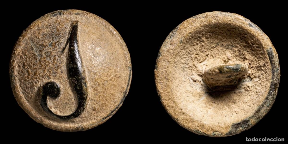 Militaria: Button Military Spanish, Regiment 1 Infantry, Napoleonic Wars 1821, 22 mm.