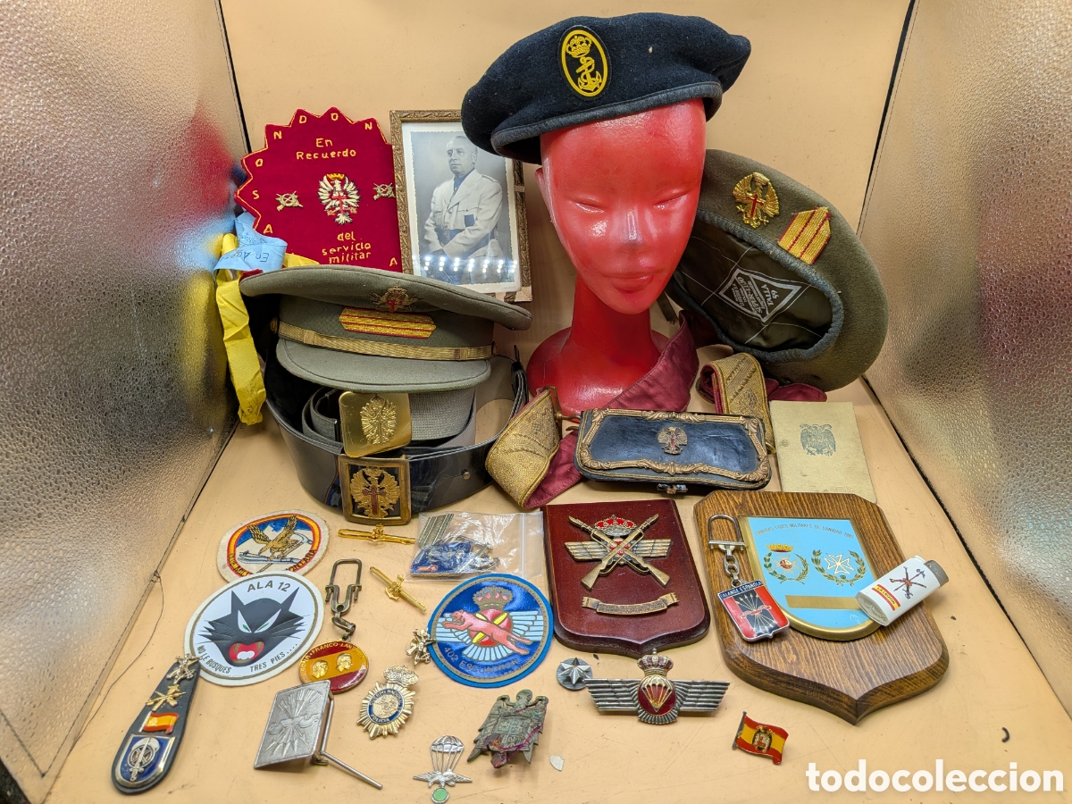Militaria: LOTE MILITAR J.O.N.S FRANCO LEGION COLECCI&Oacute;N