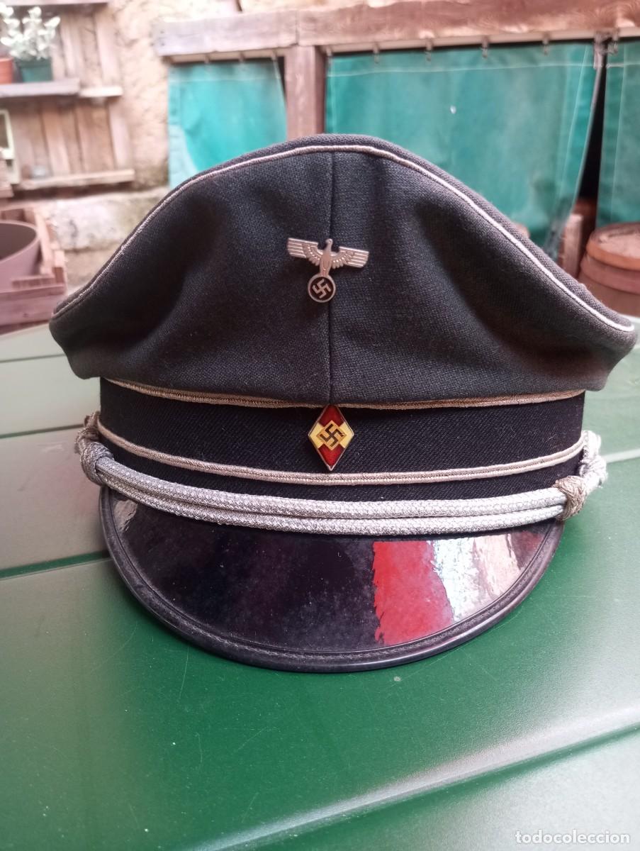Militaria: GORRA ALEMANA SGM CON INSIGNIAS DE LA HJ