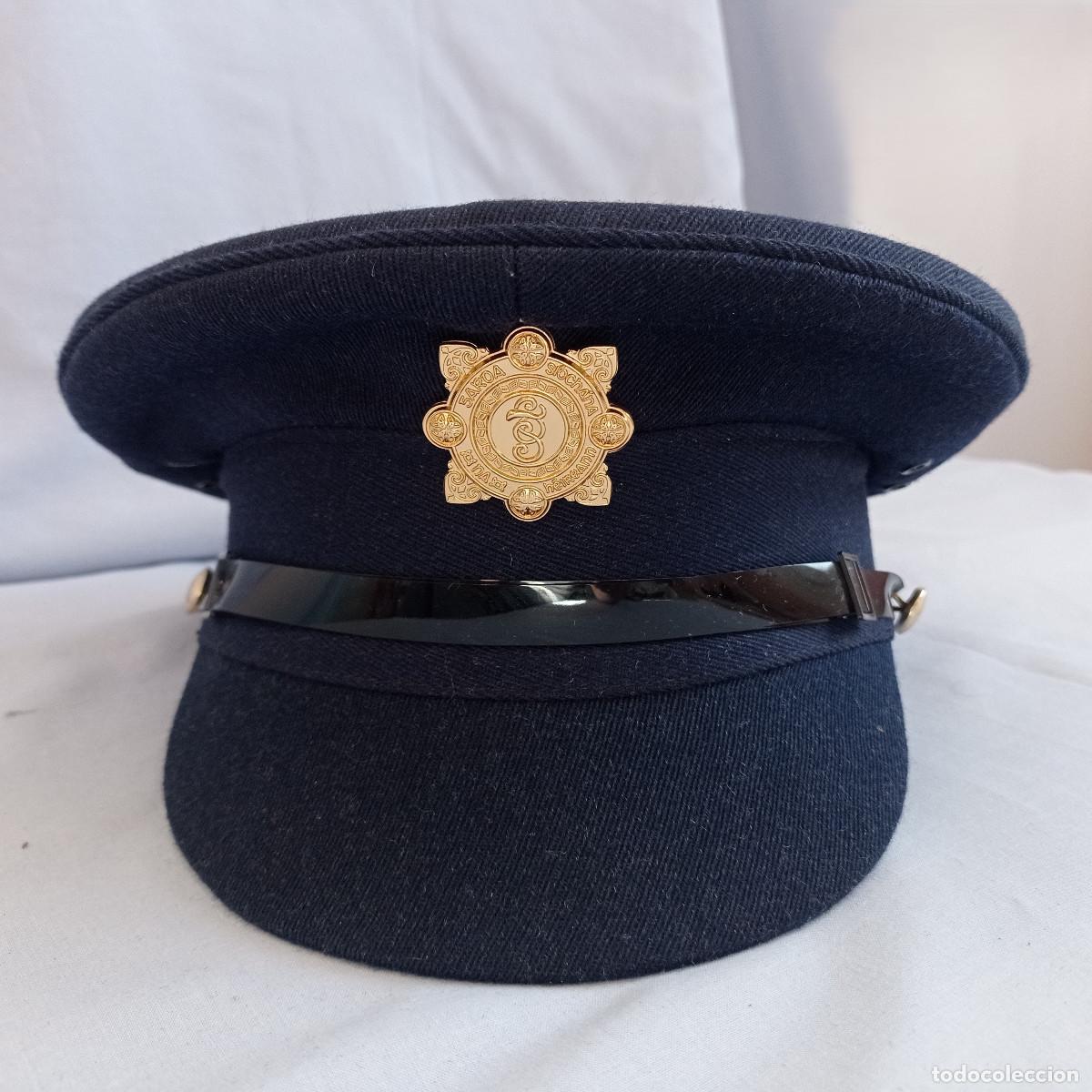 Militaria: IRLANDA - GORRA POLIC&Iacute;A