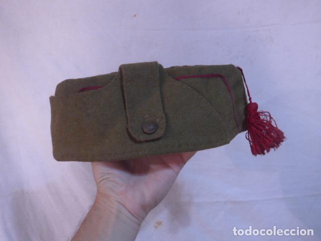 Militaria: Antiguo gorrillo de orejeras franquista, original, a&ntilde;os 40, epoca de Franco.