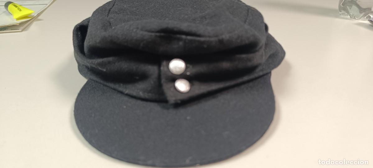 Militaria: GORRA REPLICA ALEMANA 2 GUERRA MUNDIAL CON COGOTERA, TALLA 59, 2 G.M, SIN ESCUDO