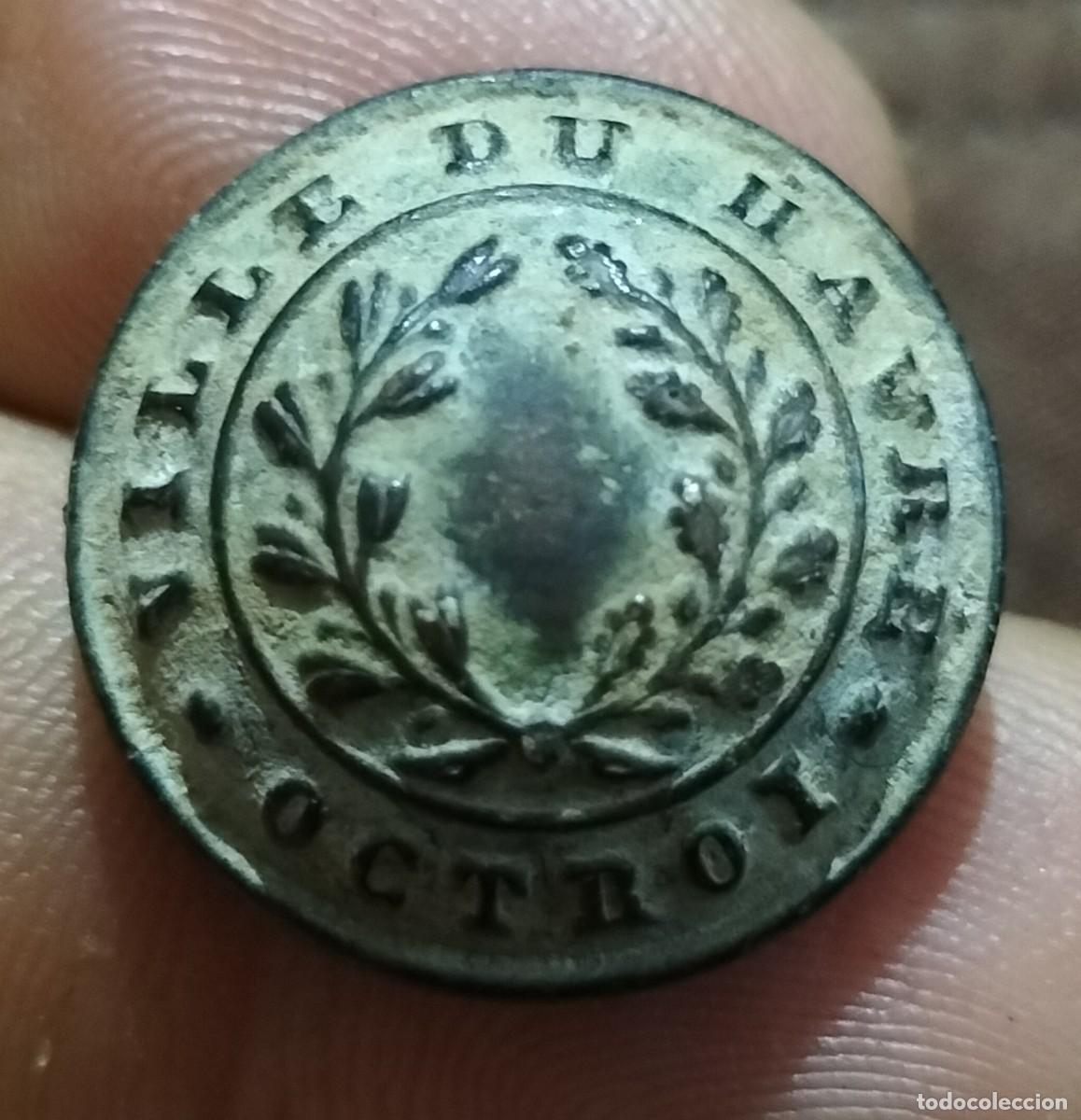 Militaria: Bot&oacute;n de funcionario de Aduanas frances.Ville du Havre (Ciudad de Le Havre). S XIX