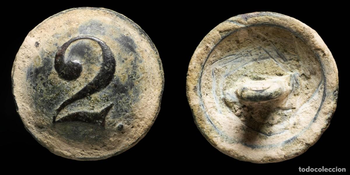 Militaria: Button Military Spanish, Infantry Line, Regiment 2 (1846-1867) - 20 mm.