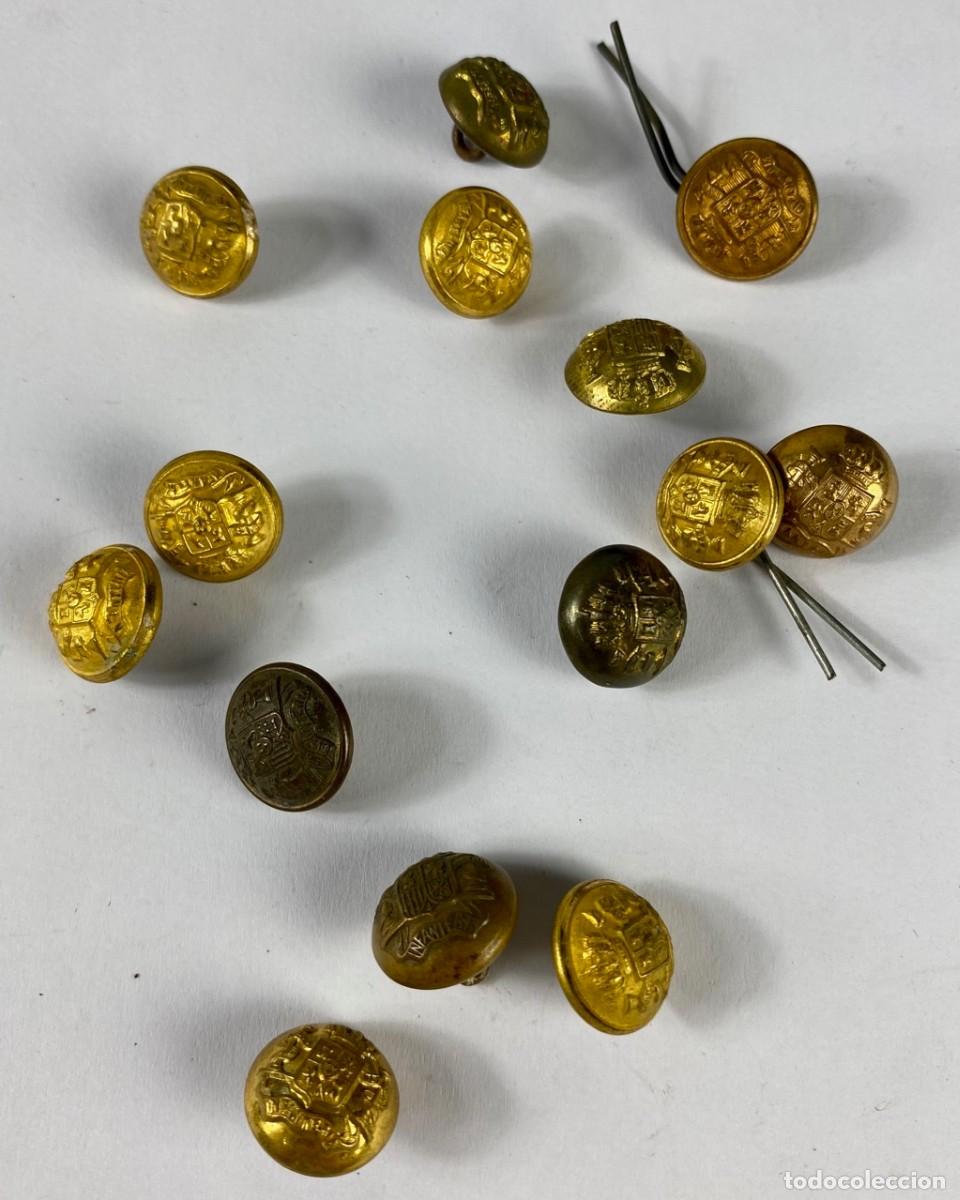 Militaria: INFANTER&Iacute;A sobredorados 1 pieza para gorra lote de 14 botones Siglo XIX 74